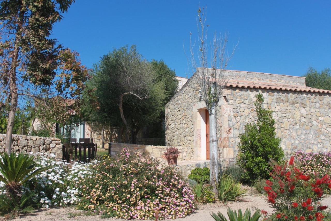Agroturisme Es Raco De Maria Maria De La Salut Exterior photo