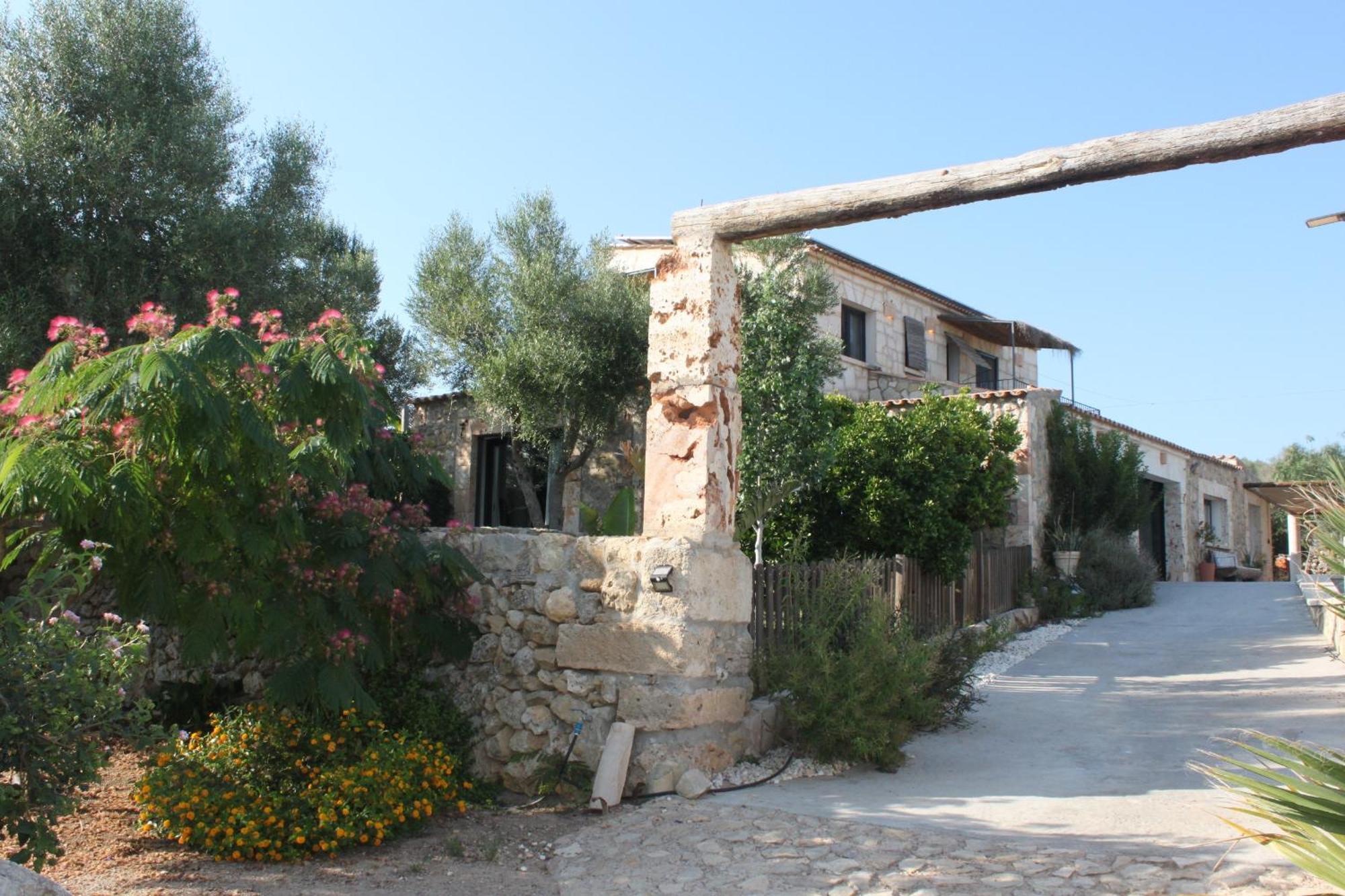 Agroturisme Es Raco De Maria Maria De La Salut Exterior photo